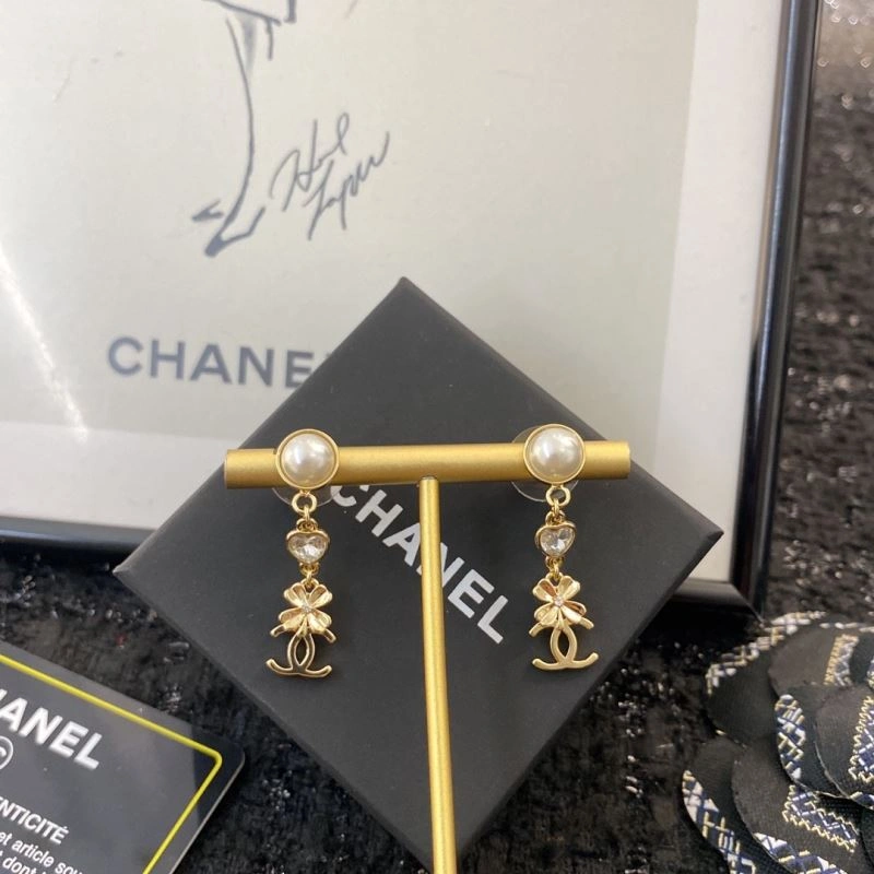 Chanel Earrings TimelessDesign 230026