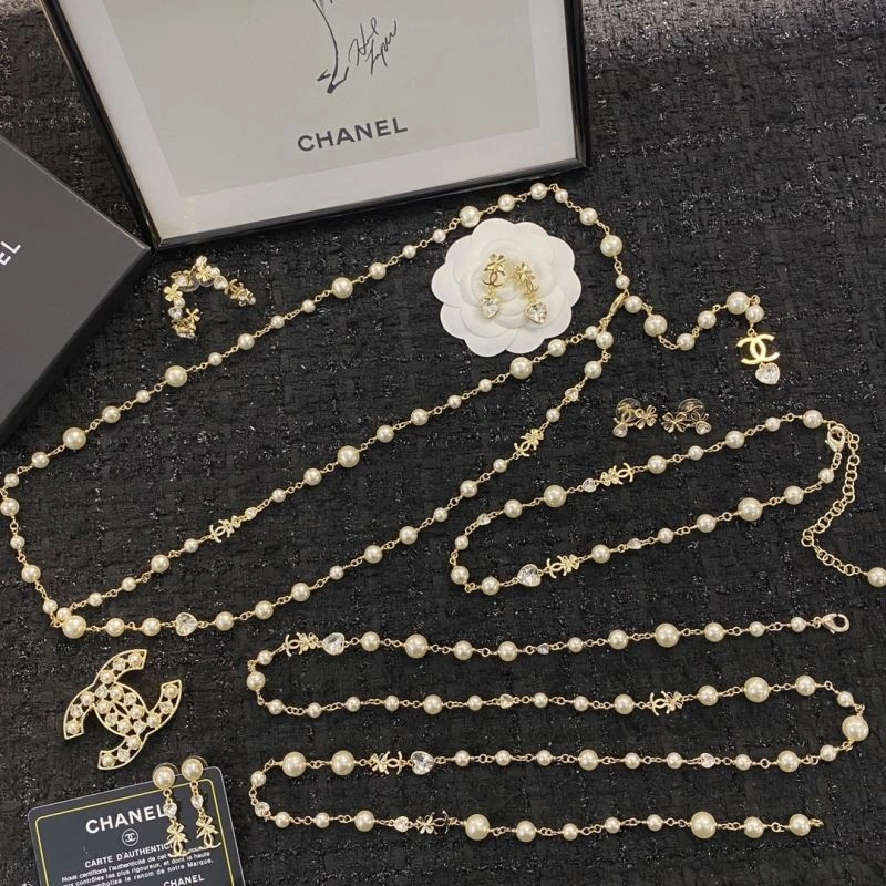 Chanel Earrings TimelessDesign 230026
