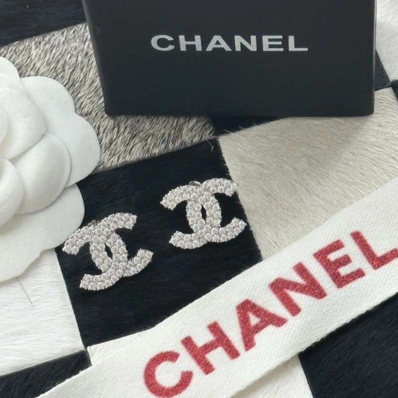Chanel Earrings StreetReady 229997