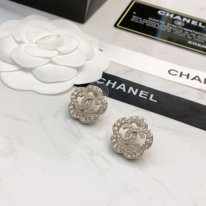 Chanel Earrings EyeCatching 230068