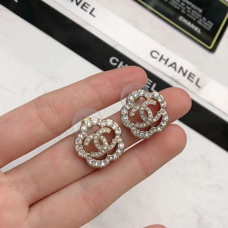 Chanel Earrings EyeCatching 230068