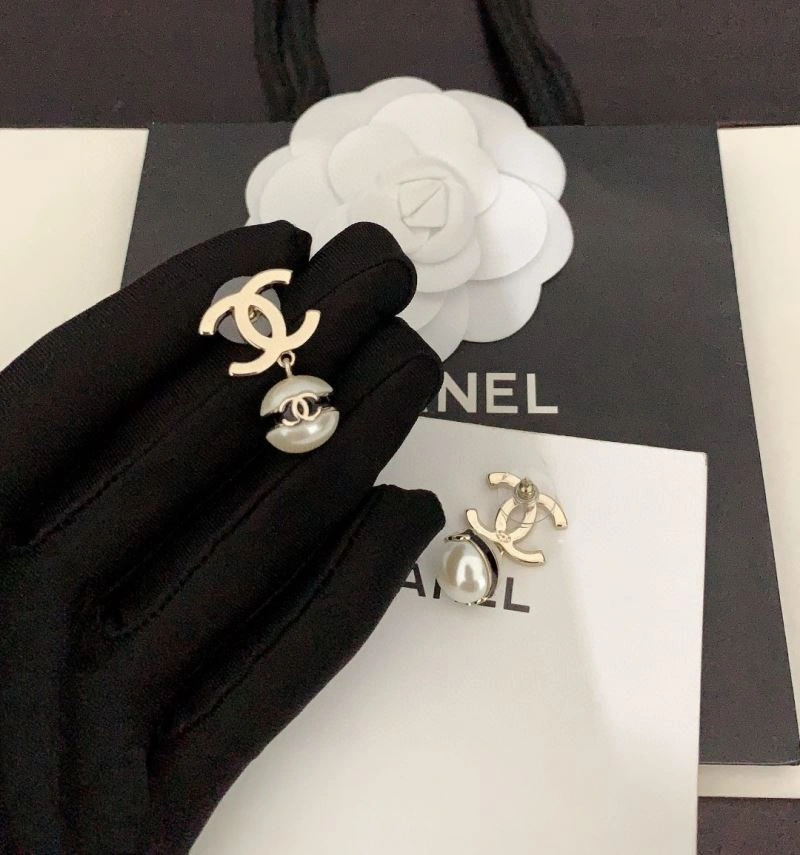 Chanel Earrings TechFriendly 229999