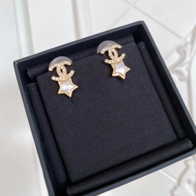 Durable Chanel Earrings 229962