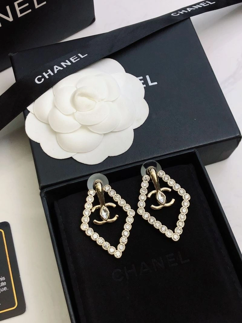 WellDesigned Chanel Earrings 230020
