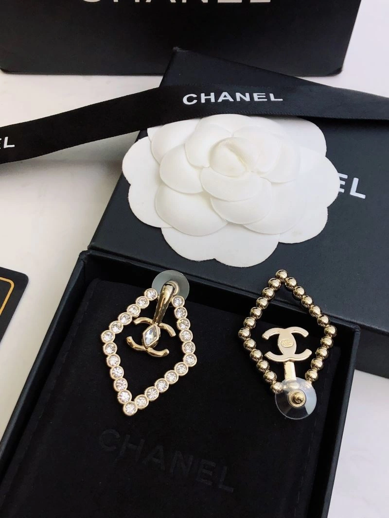 WellDesigned Chanel Earrings 230020