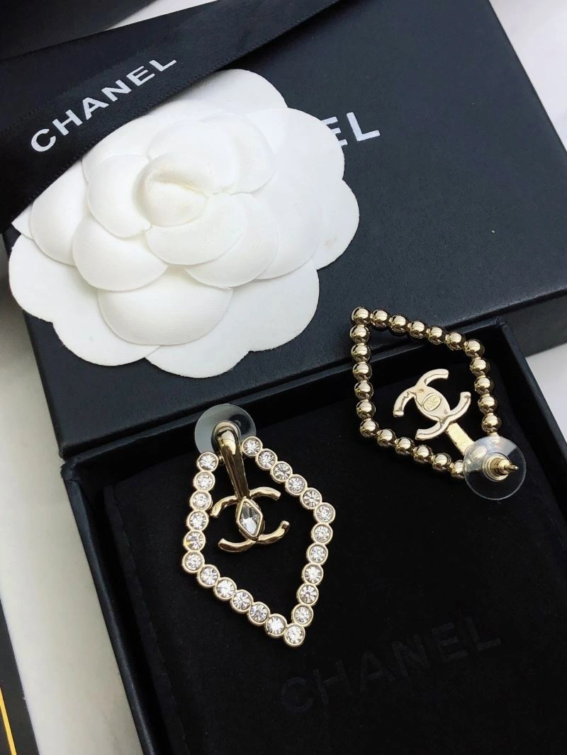 WellDesigned Chanel Earrings 230020