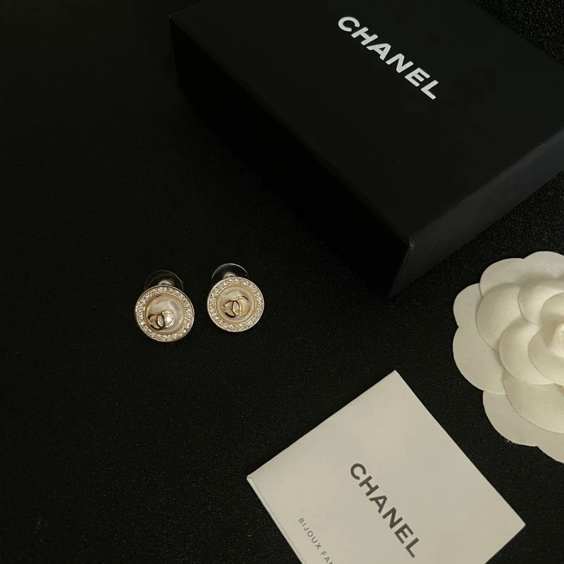 Effortless Chanel Earrings 229996