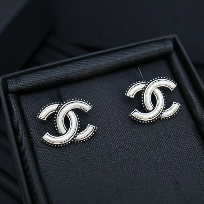 Chanel Earrings Supportive 229953