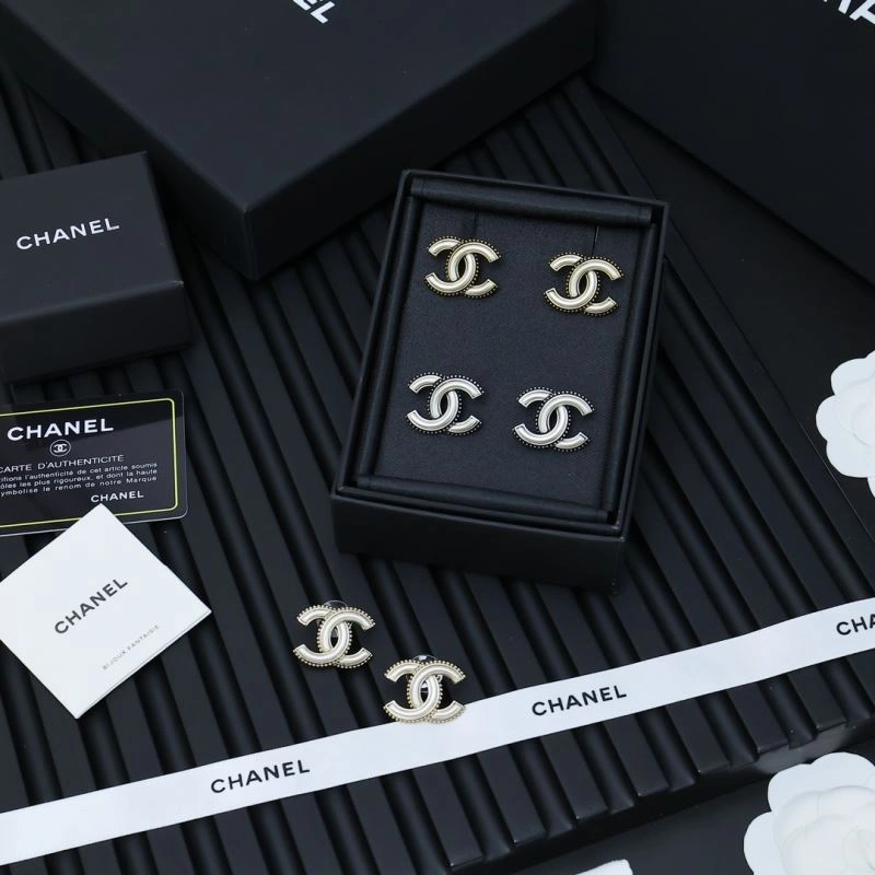 Chanel Earrings Supportive 229953