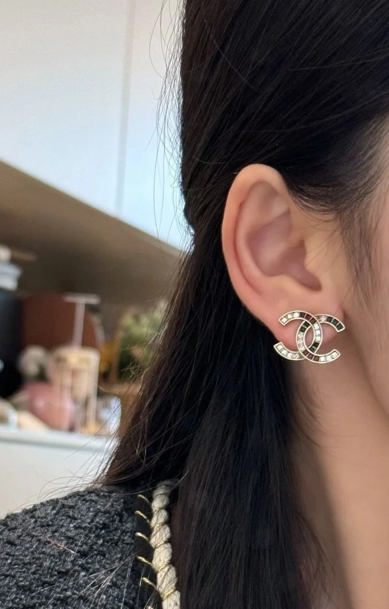 Chanel Earrings Durable 229950