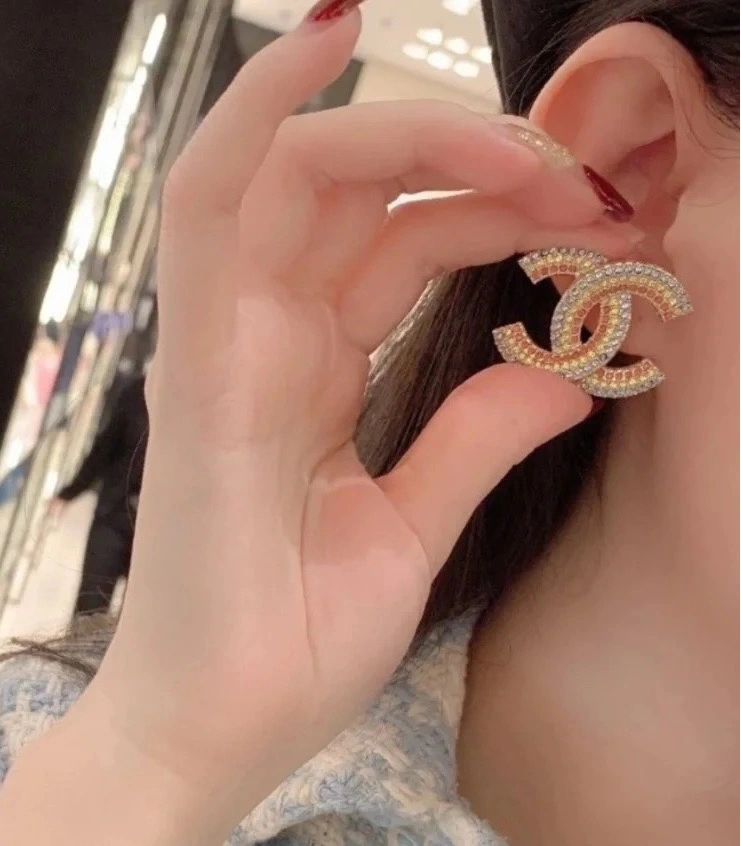 TechFriendly Chanel Earrings 229932