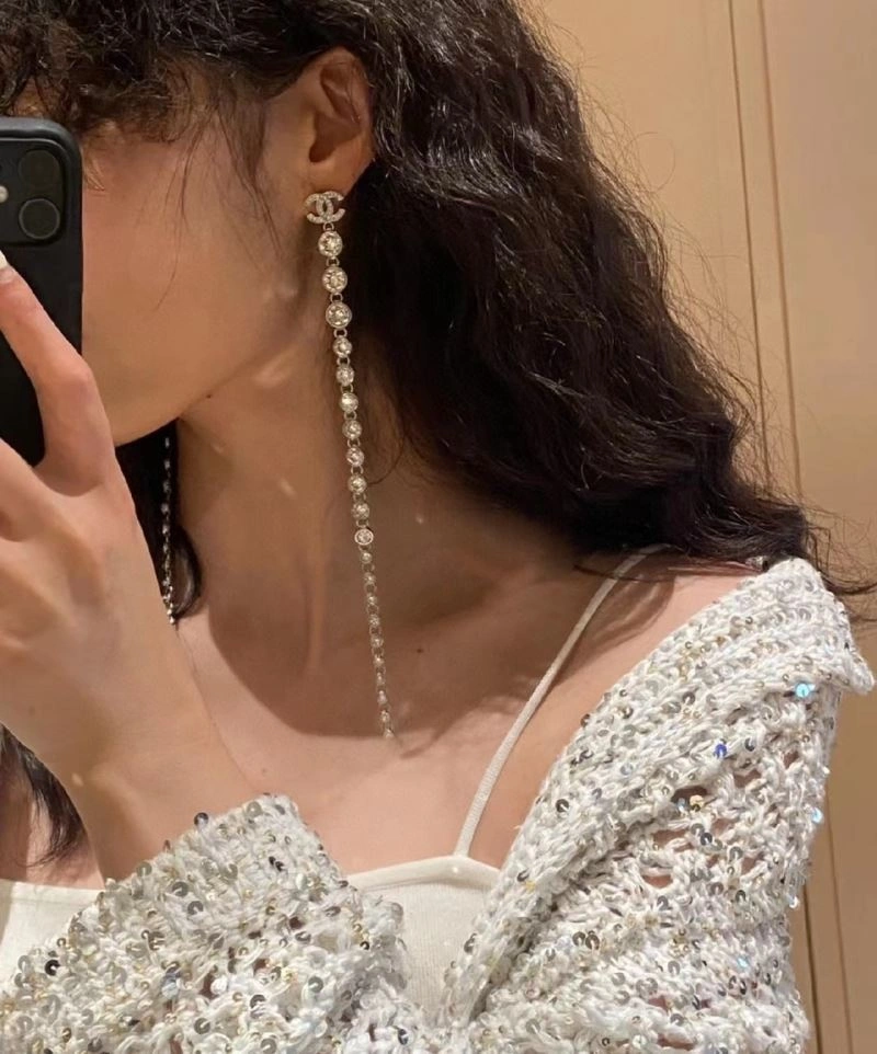 Snug Chanel Earrings 229934