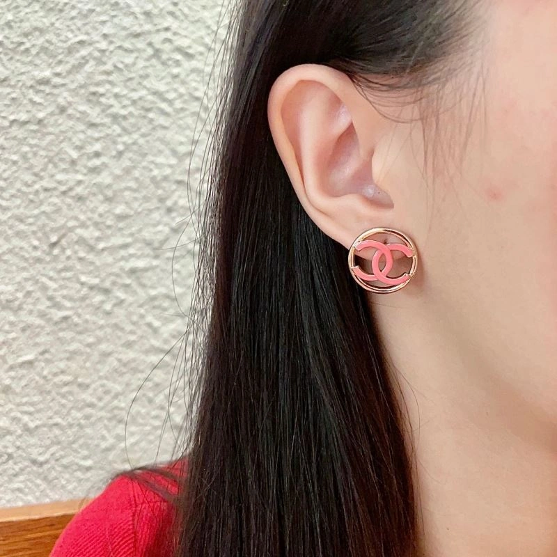 Versatile Chanel Earrings 229911