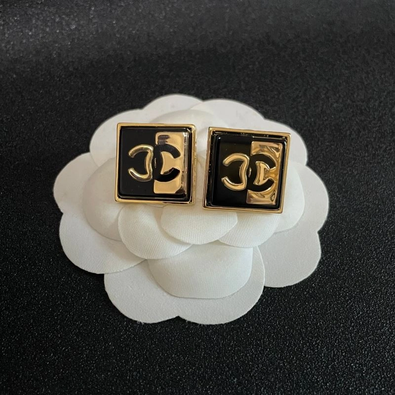 EasyCare Chanel Earrings 229900