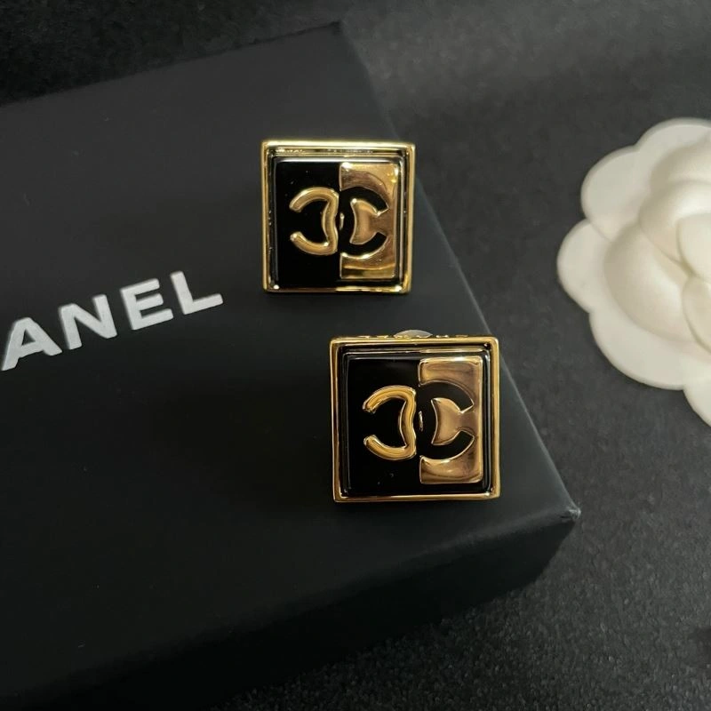 EasyCare Chanel Earrings 229900