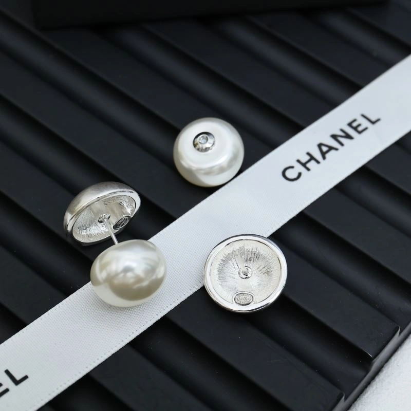 Neat Chanel Earrings 229895