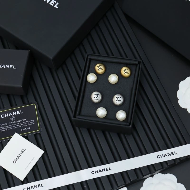 Neat Chanel Earrings 229895