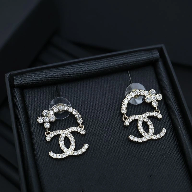 Chanel Earrings Breathable 229913