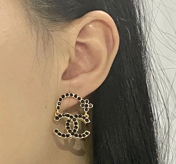 Contemporary Chanel Earrings 229918