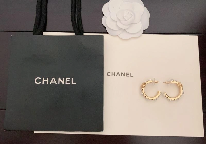 Tailored Chanel Earrings 229881