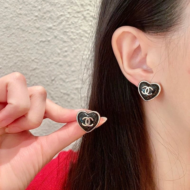 Chanel Earrings Bright 230000