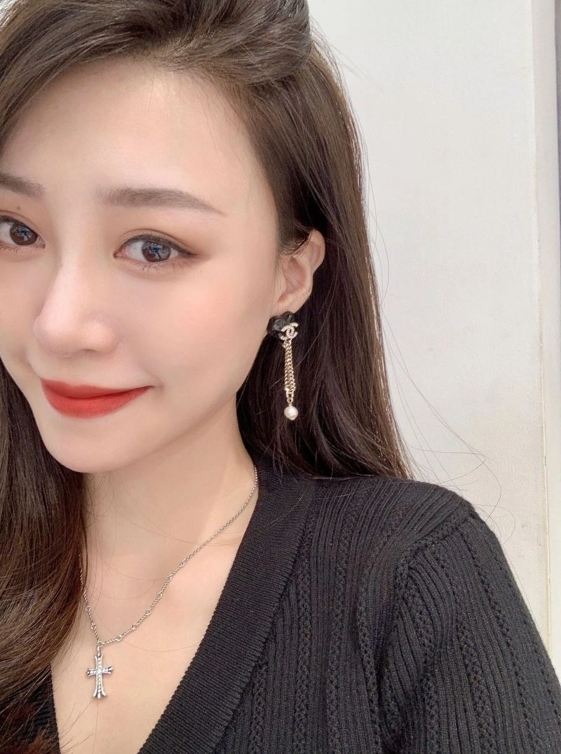 Chanel Earrings Practical 229852
