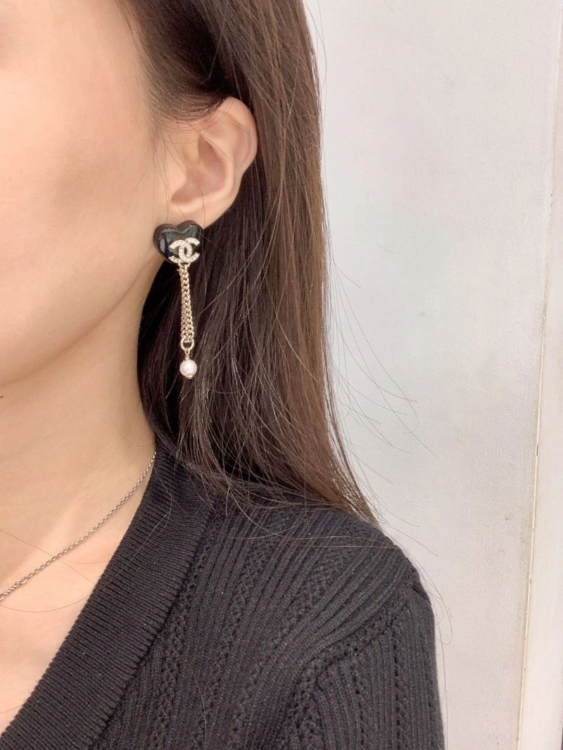 Chanel Earrings Practical 229852