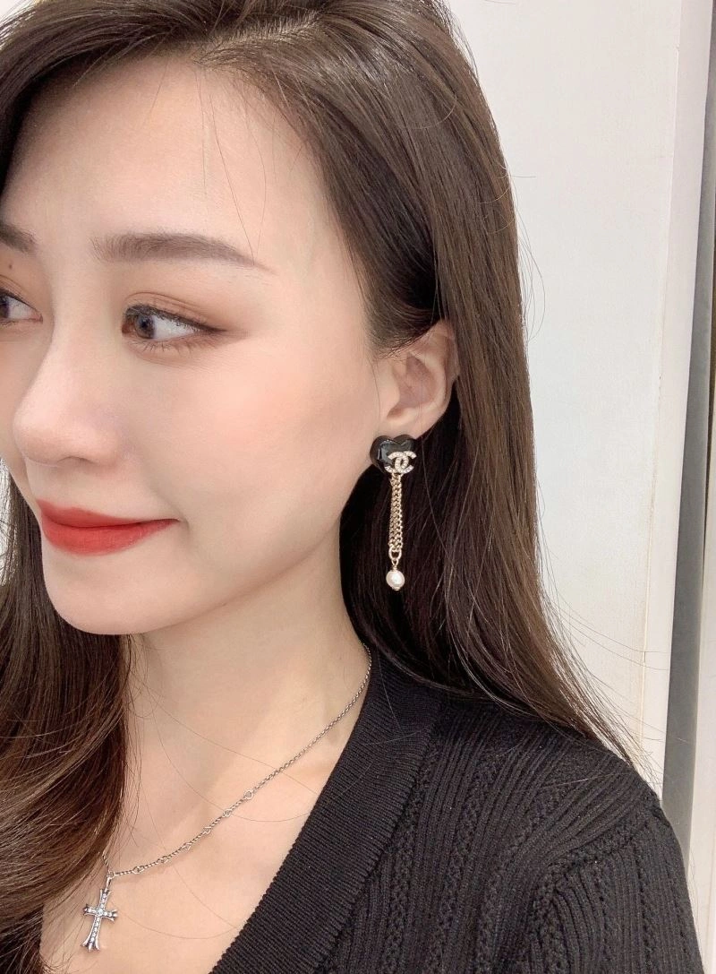 Chanel Earrings Practical 229852