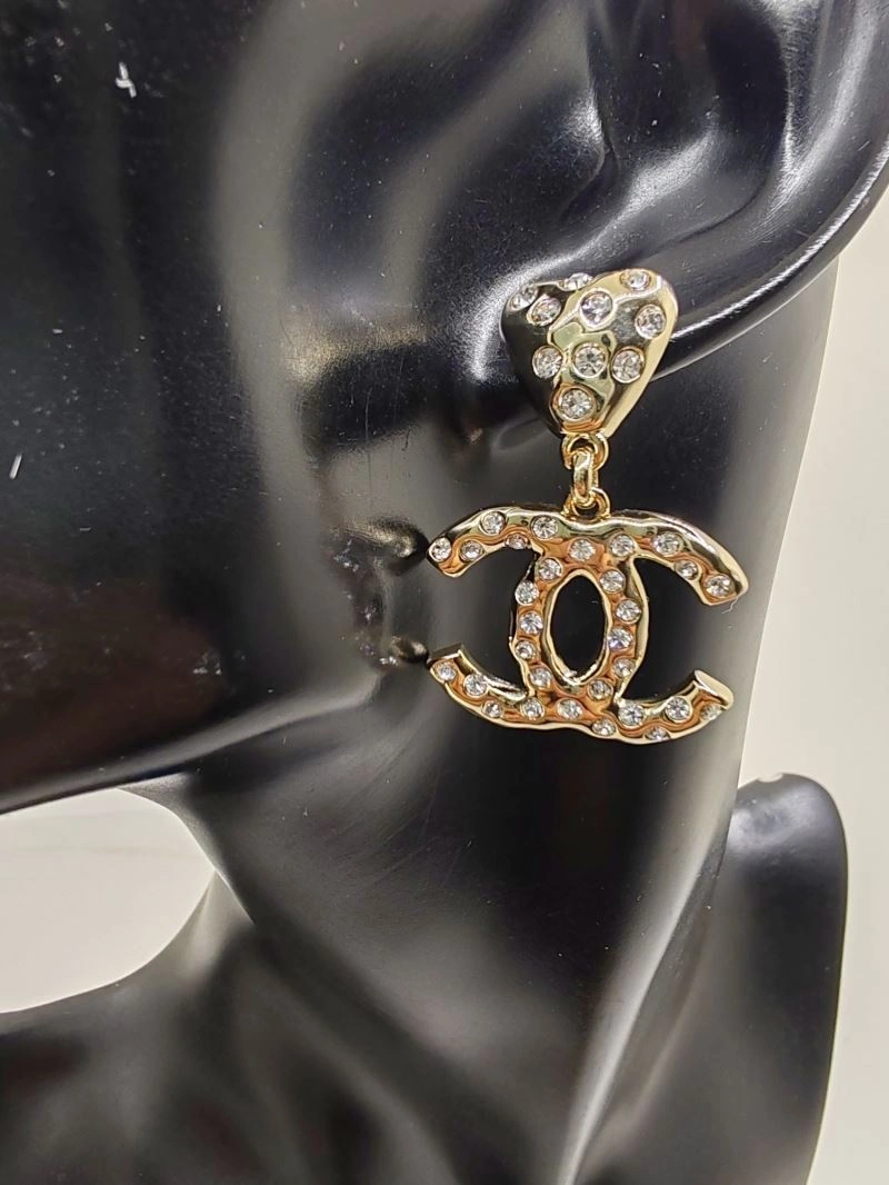 Chanel Earrings Durable 229871