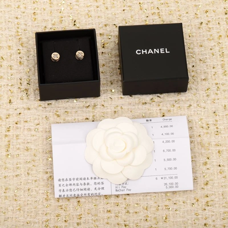 Chanel Earrings Durable 229832