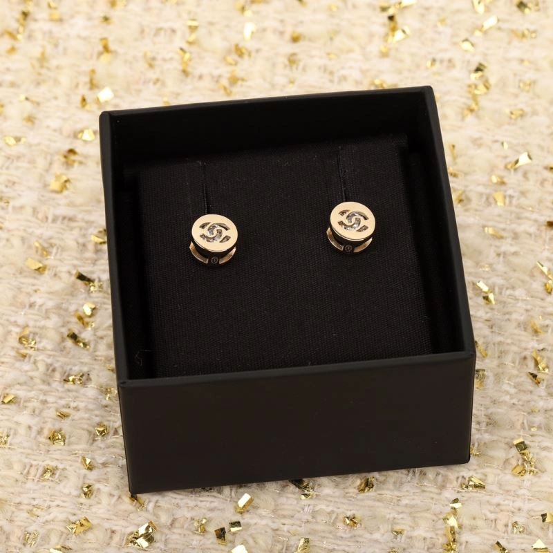 Chanel Earrings Durable 229832
