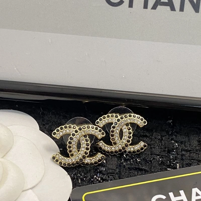 Chanel Earrings Unisex 229824