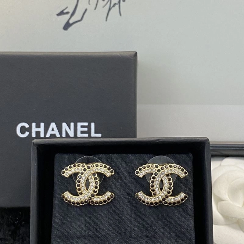 Chanel Earrings Unisex 229824