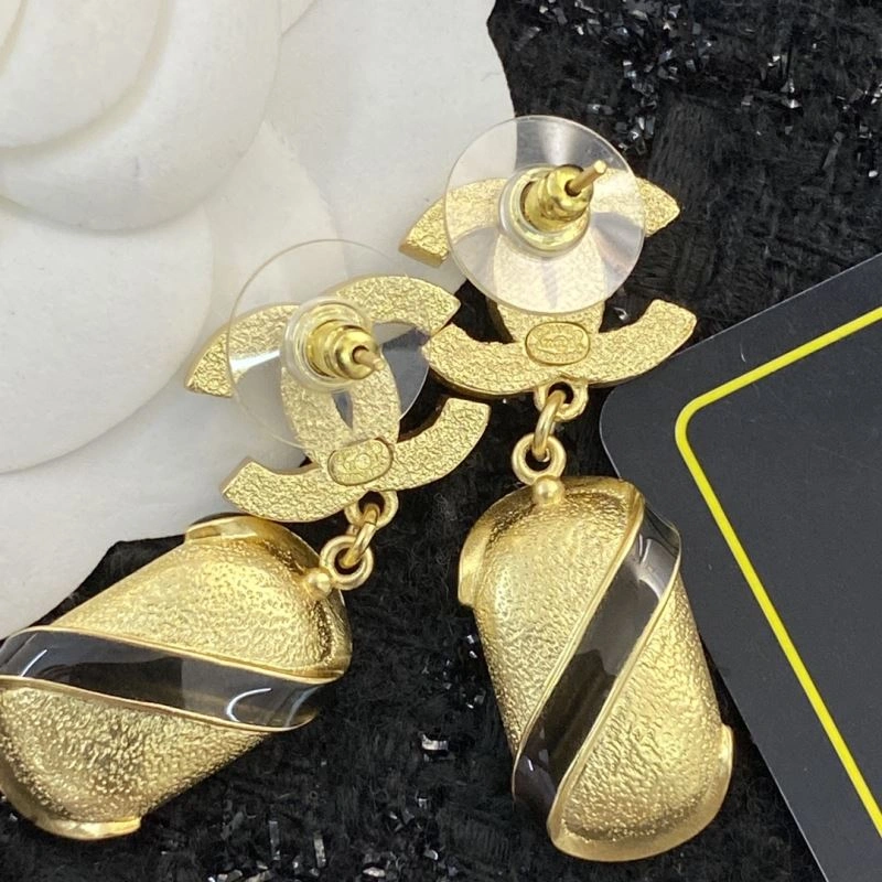 Popular Chanel Earrings 229825