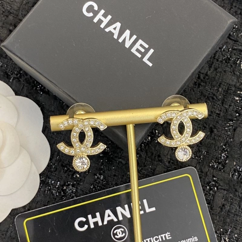 Minimalist Chanel Earrings 229836