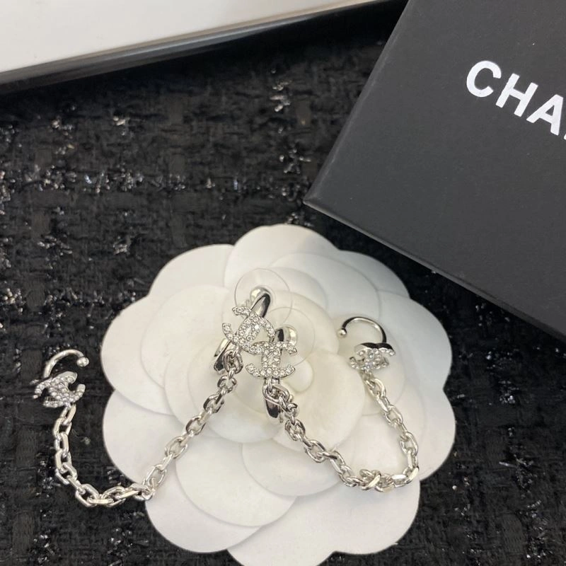 NewStyle Chanel Earrings 229833