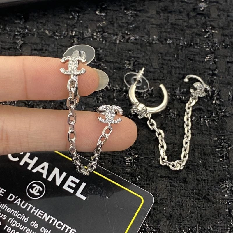 NewStyle Chanel Earrings 229833