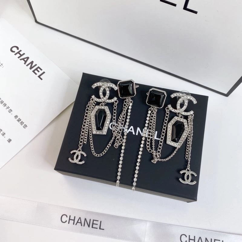 Timeless Chanel Earrings 229818