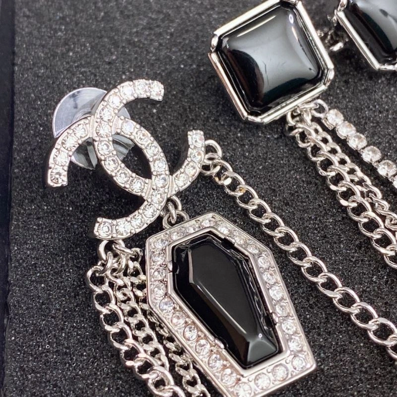 Timeless Chanel Earrings 229818