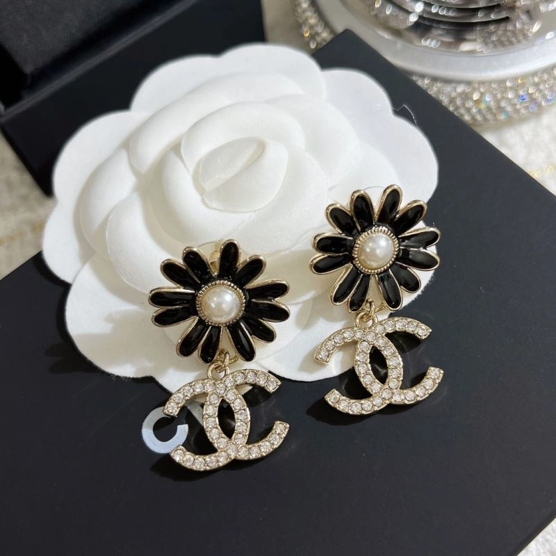 Chanel Earrings EasyMatch 229823