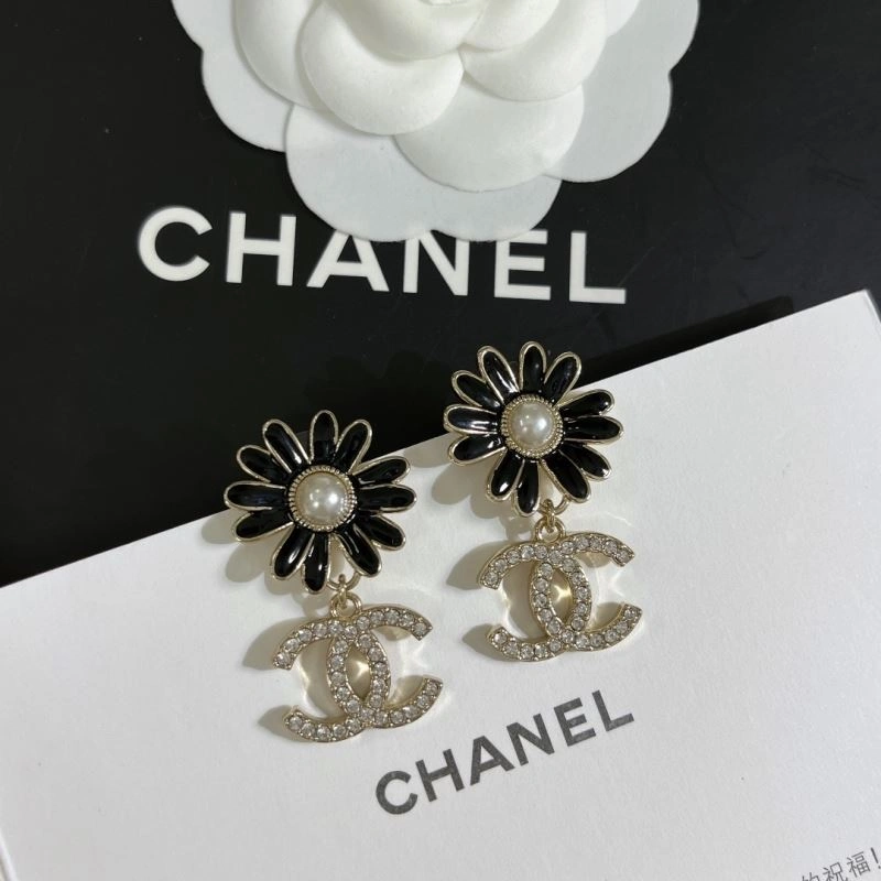 Chanel Earrings EasyMatch 229823