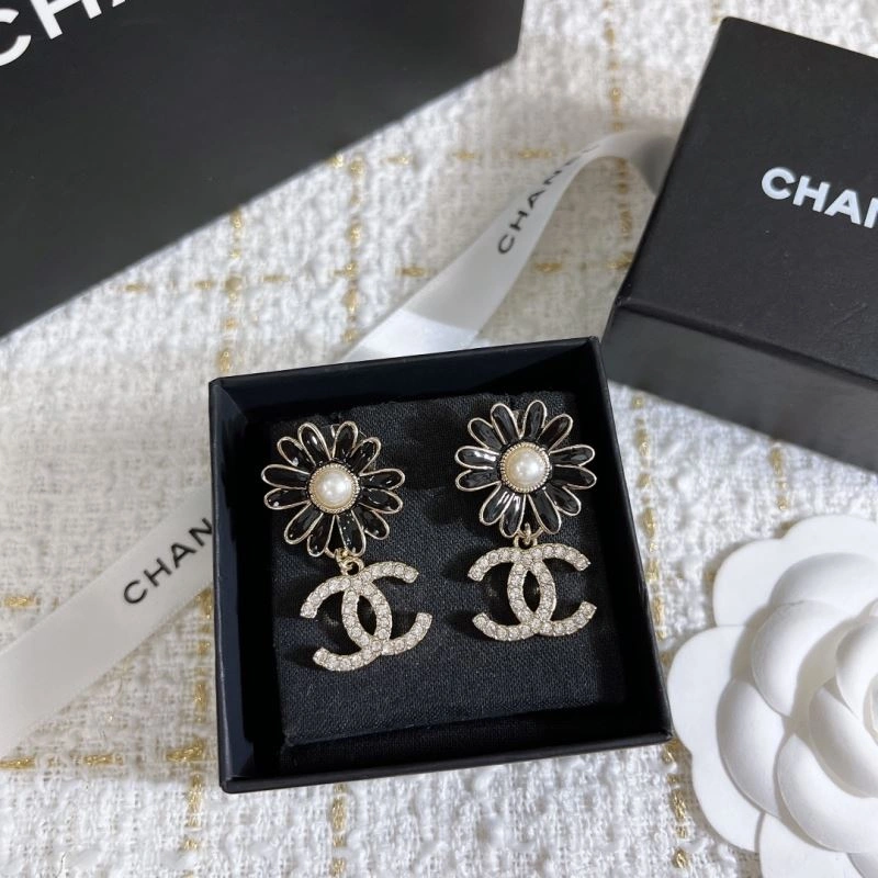 Chanel Earrings EasyMatch 229823