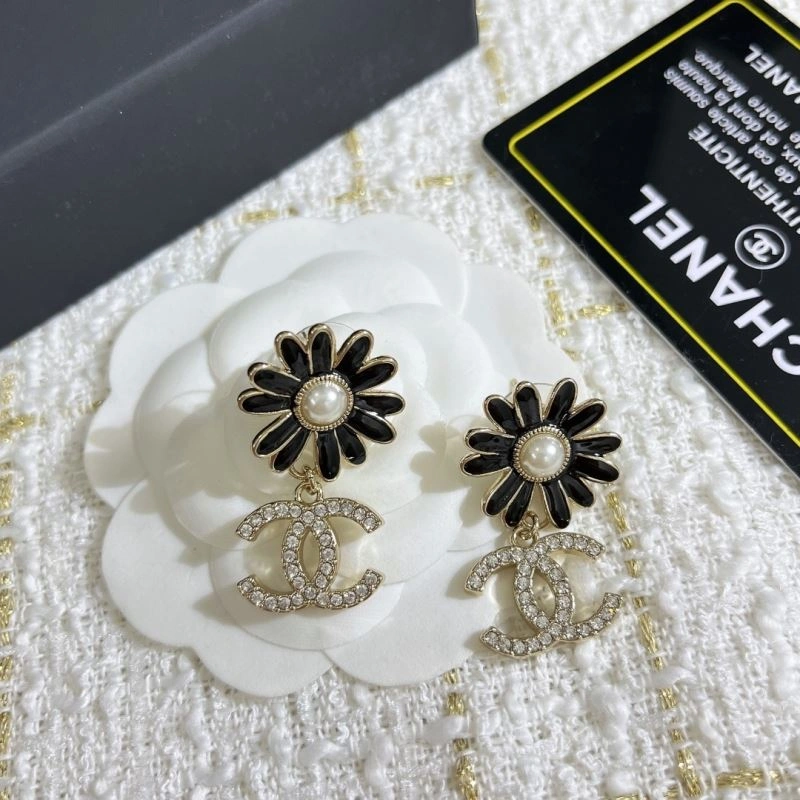 Chanel Earrings EasyMatch 229823