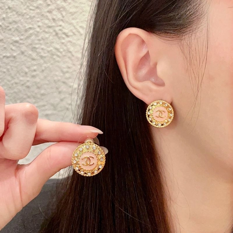 Effortless Chanel Earrings 229798
