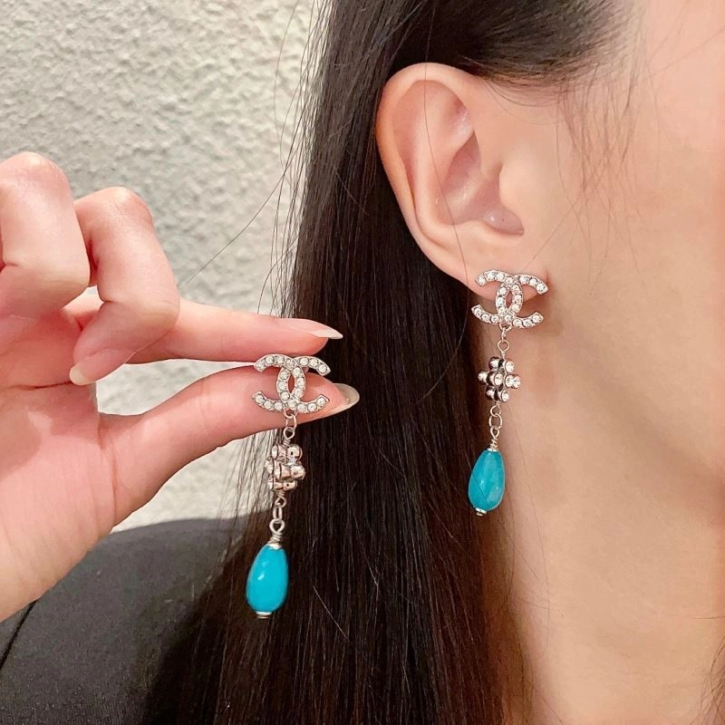 Snug Chanel Earrings 229789