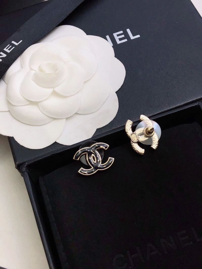 Resilient Chanel Earrings 229810