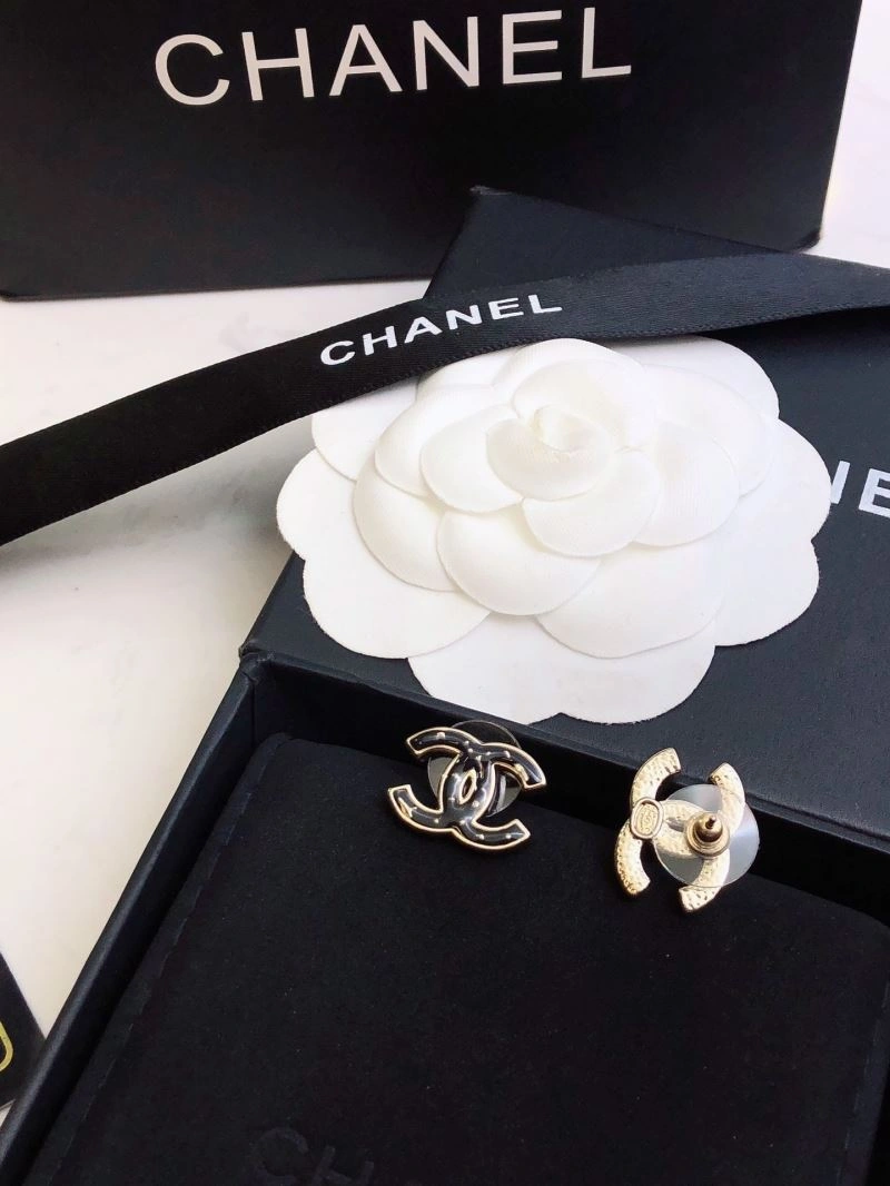 Resilient Chanel Earrings 229810
