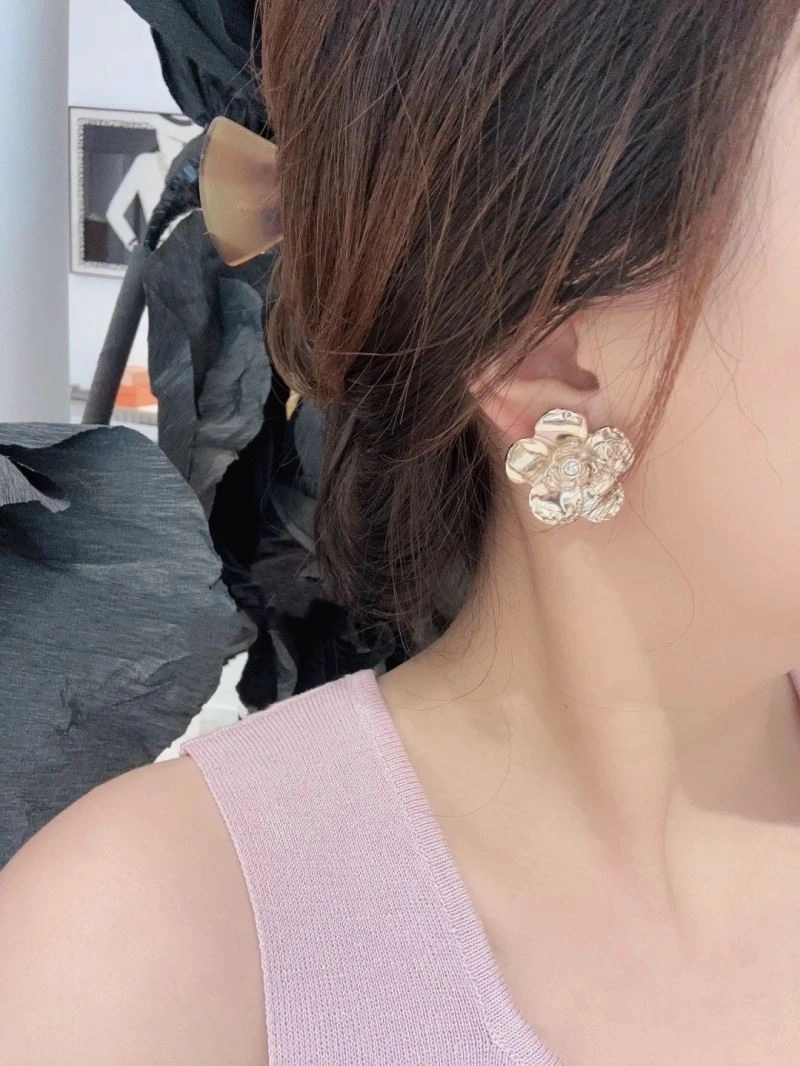 Tailored Chanel Earrings 229788