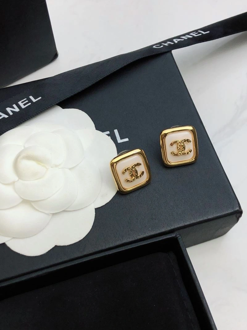 Supportive Chanel Earrings 229742