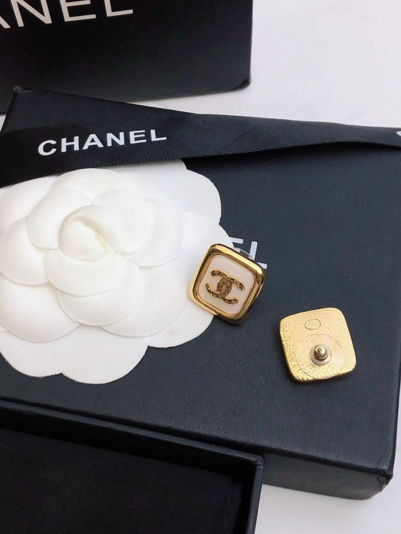 Supportive Chanel Earrings 229742